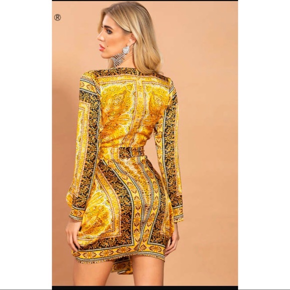 Beautiful Yellow Printed Dress - Picture 2 of 2